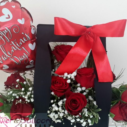 Large Box Roses & Gypso with Balloon