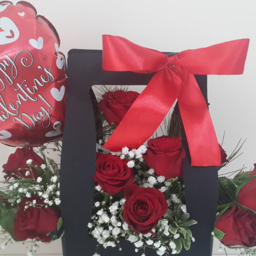 Roses Flower Box with Air filled Balloon