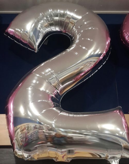 Number 2 Foil balloon gift