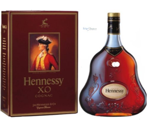 A bottle pf Hennessy XO
