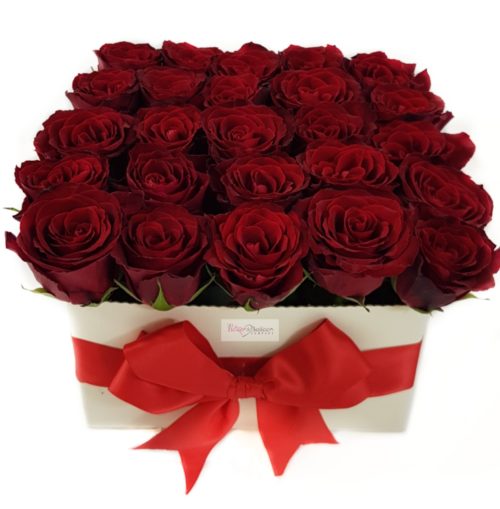 A square box with Red Roses