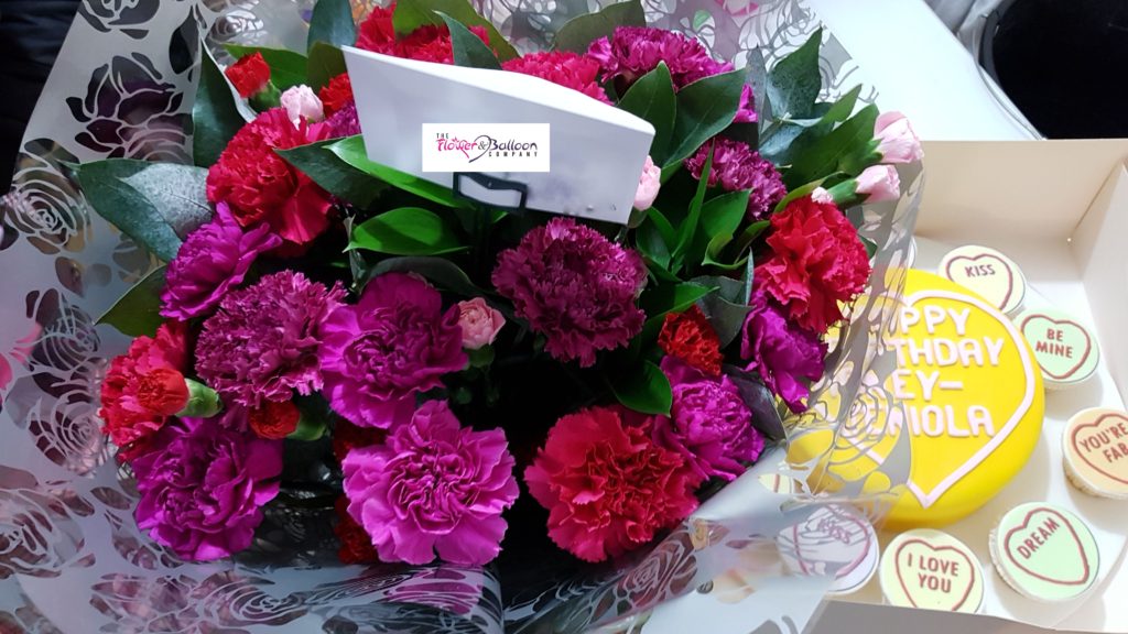 Bouquet of flowers and Cake